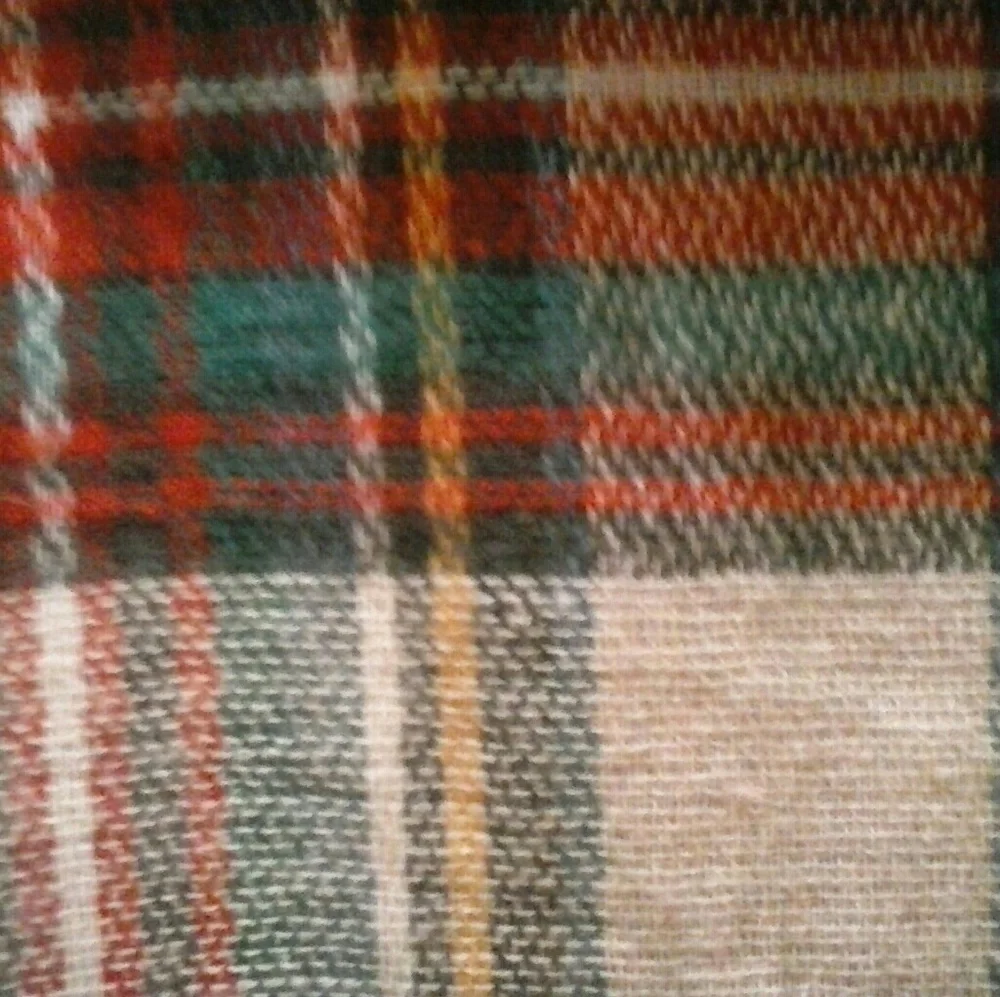 Large  Wrap Throw Light Soft  and Comfy